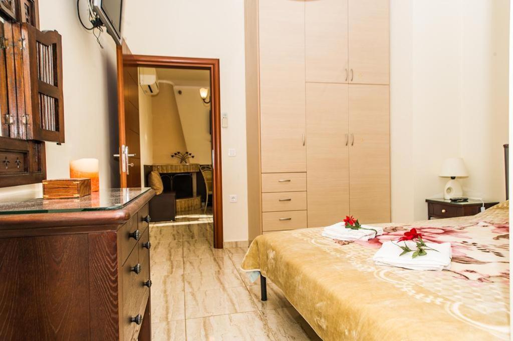 Cozy Flats In An Olive Grove By The Sandy Beach Kánalos エクステリア 写真
