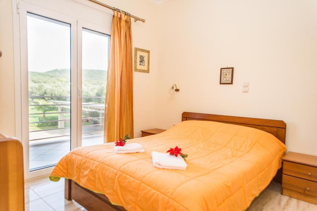 Cozy Flats In An Olive Grove By The Sandy Beach Kánalos エクステリア 写真