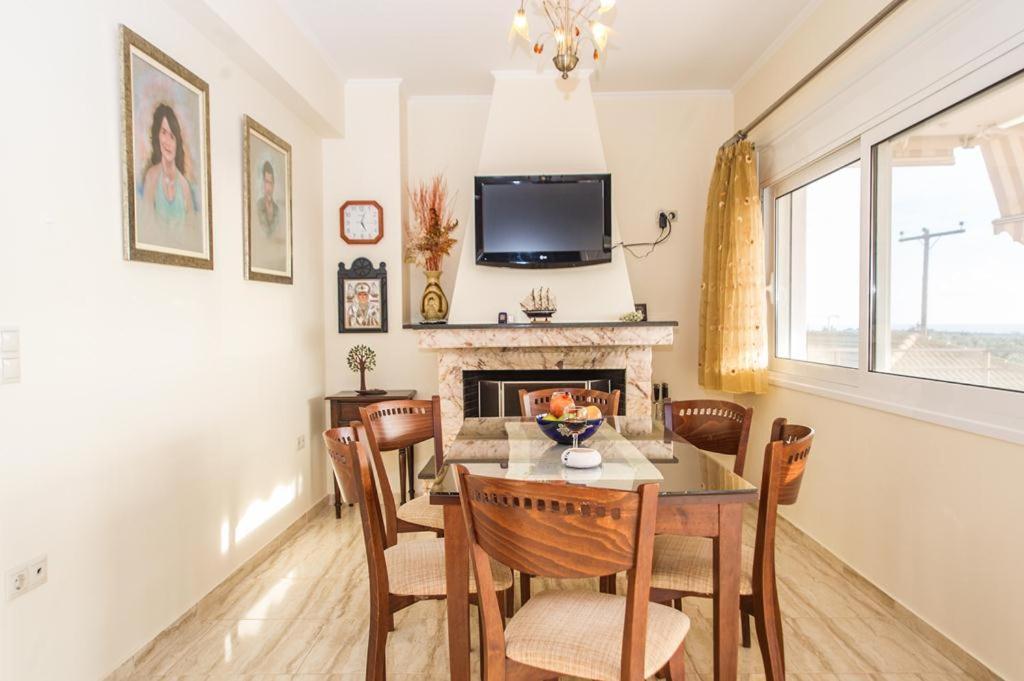 Cozy Flats In An Olive Grove By The Sandy Beach Kánalos エクステリア 写真